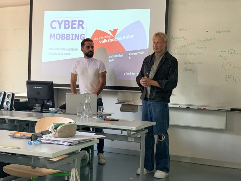 Fesselnde Inhalte: 1AHM nahm an Cybermobbing-Workshop teil